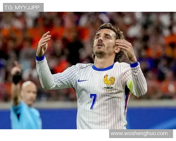 格列兹曼怒怼主帅场边冲突升级球队内部矛盾全面爆发 格列兹曼怒怼主帅场边冲突升级球队内部矛盾全面爆发